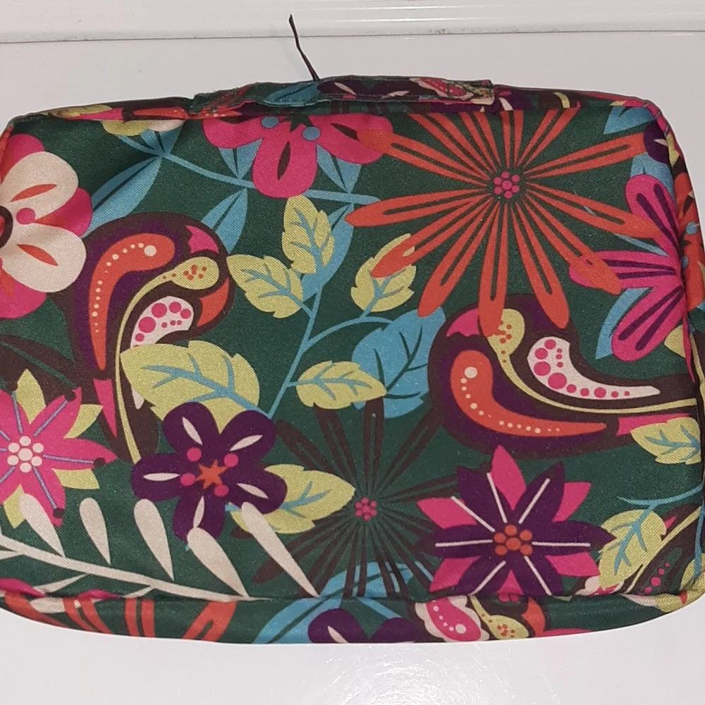 📗Lily Bloom Tablet Cover/Sleeve with Handle📗